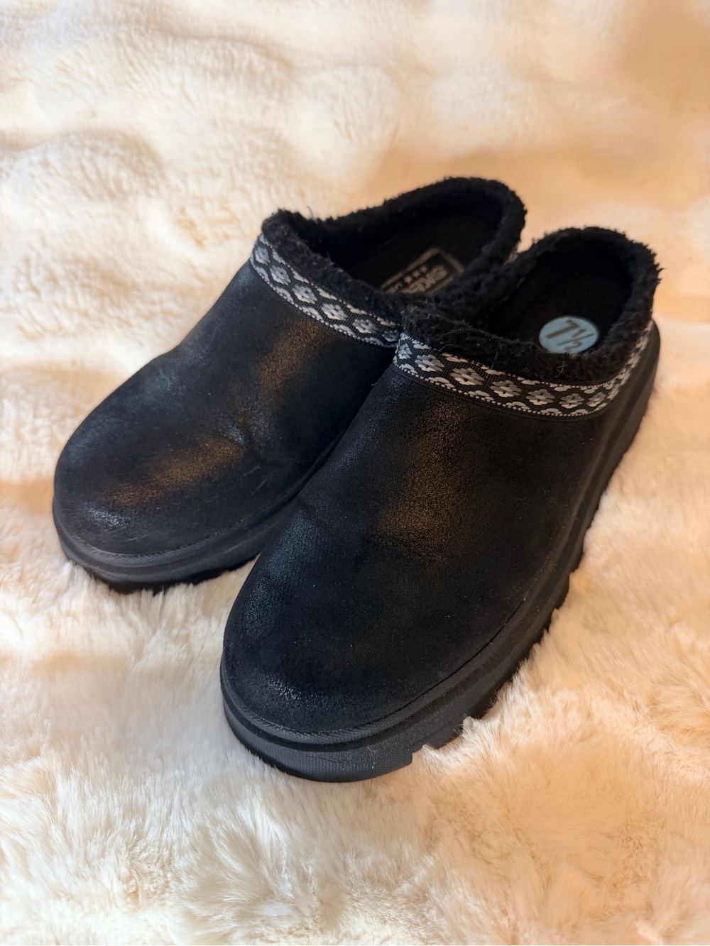 Skechers Women’s Black Slip-On Faux Fur Clog